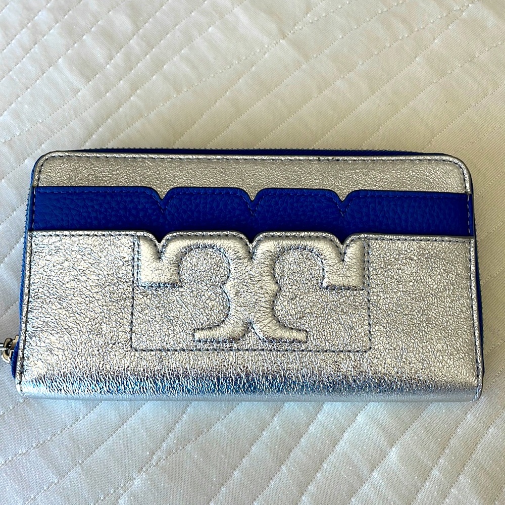 Tory Burch wallet